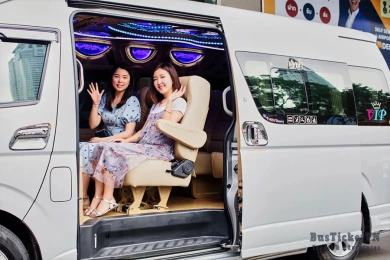 Hanoi (Noi Bai) Airport to Halong Bay Private Car