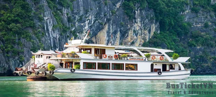 Wonder Bay Luxury Cruise Halong Bay 1 Day Trip - Vietnam Cruise & Travel Experiences | BusTicketVN - Slide 1