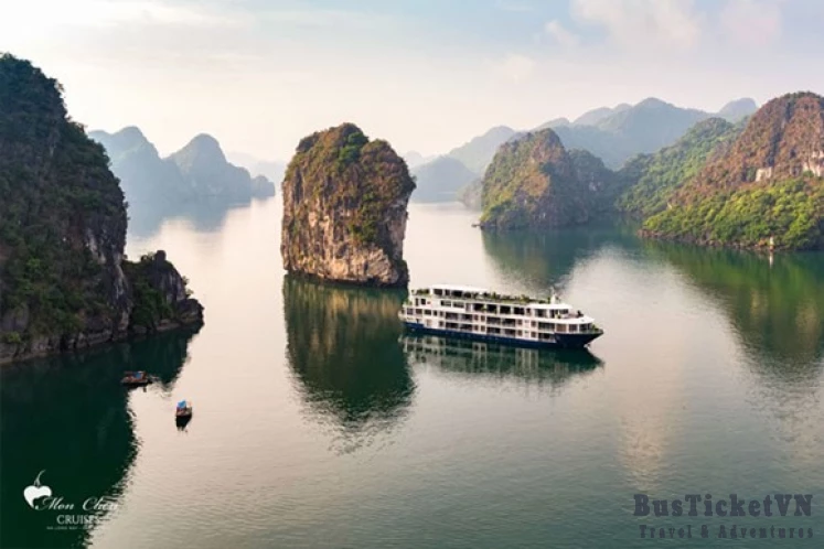 Wonder Bay Luxury Cruise Halong Bay 1 Day Trip - Vietnam Cruise & Travel Experiences | BusTicketVN - Slide 5