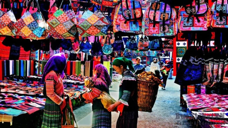 Sapa Trekking Bac Ha Market 3 Days - Slide 1