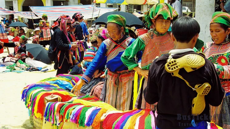 Sapa Trekking Bac Ha Market 3 Days - Slide 3