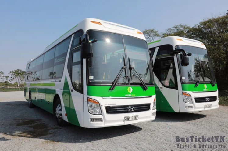 Green bus Hanoi to Sapa - Slide 5