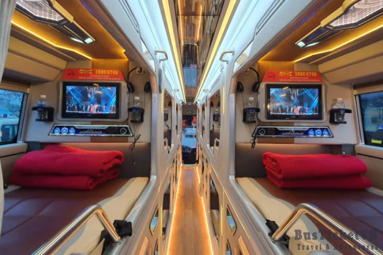 Sao Viet Bus: Hanoi to Sapa Private Cabin Bus - Slide 2