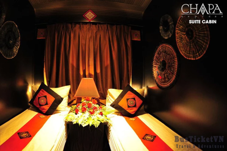 Chapa express Train Hanoi to Sapa - Slide 1