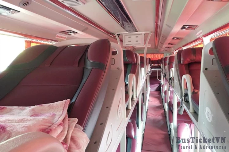 Sapa to Halong bay sleeping bus - Slide 3