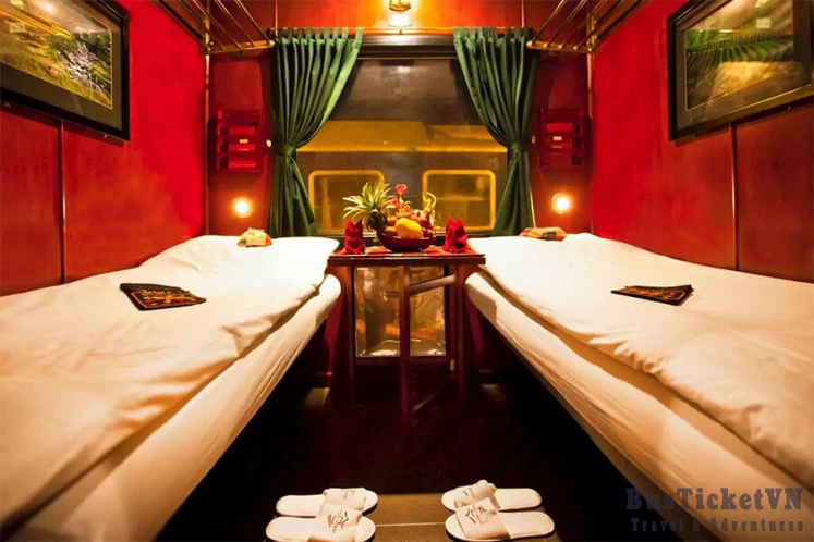 Victoria Express train Hanoi to Sapa - Private cabin - Slide 5