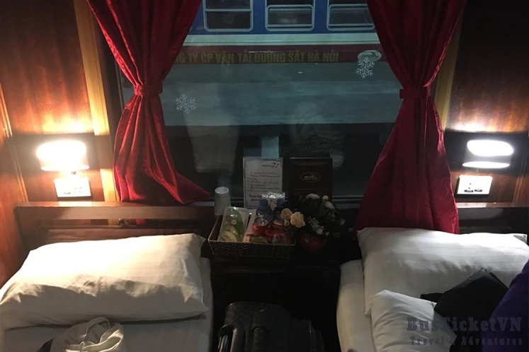 Orient Express train Hanoi to Sapa - Private service - Slide 6